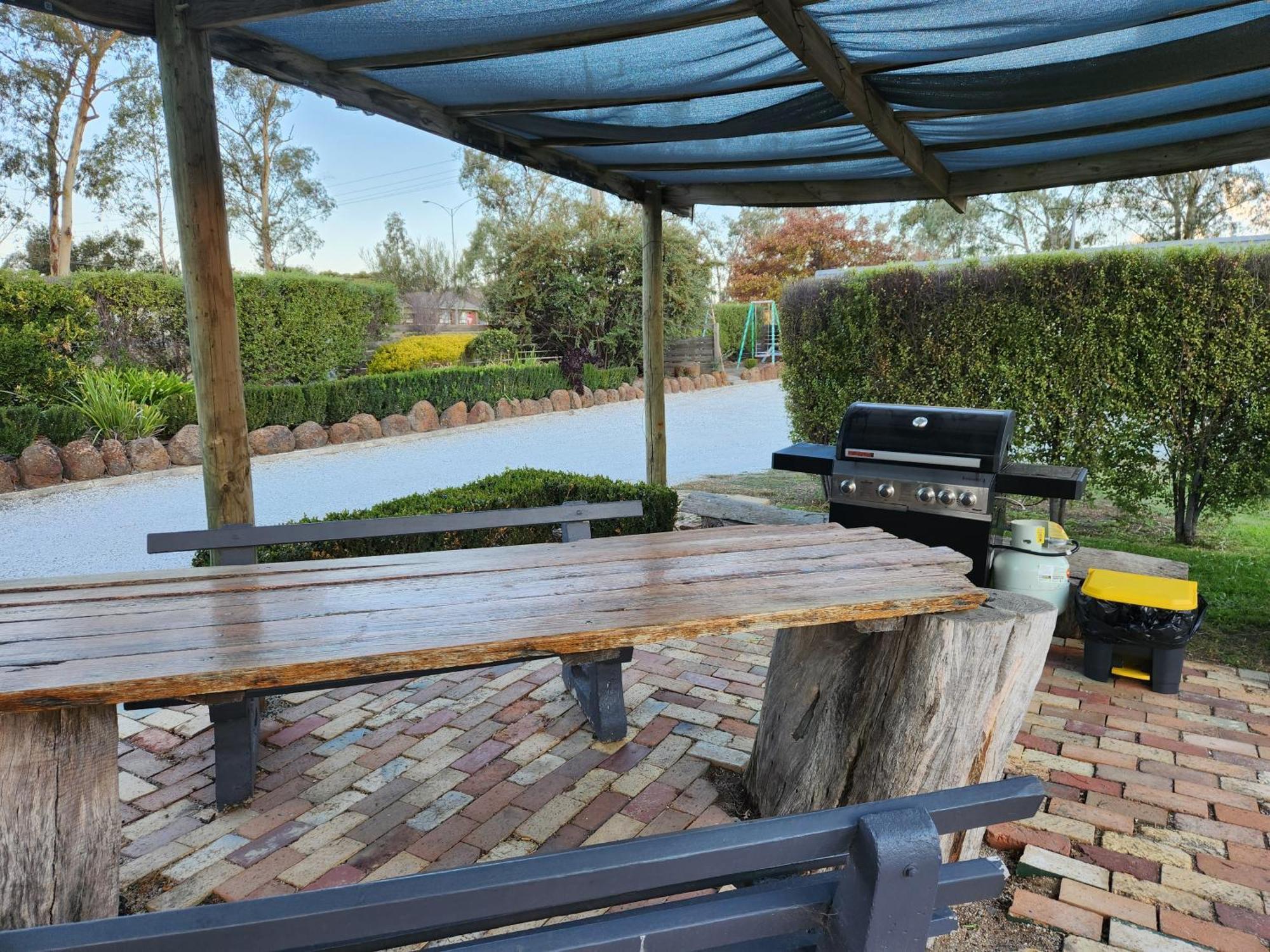 Calder Family Motel Bendigo Dış mekan fotoğraf