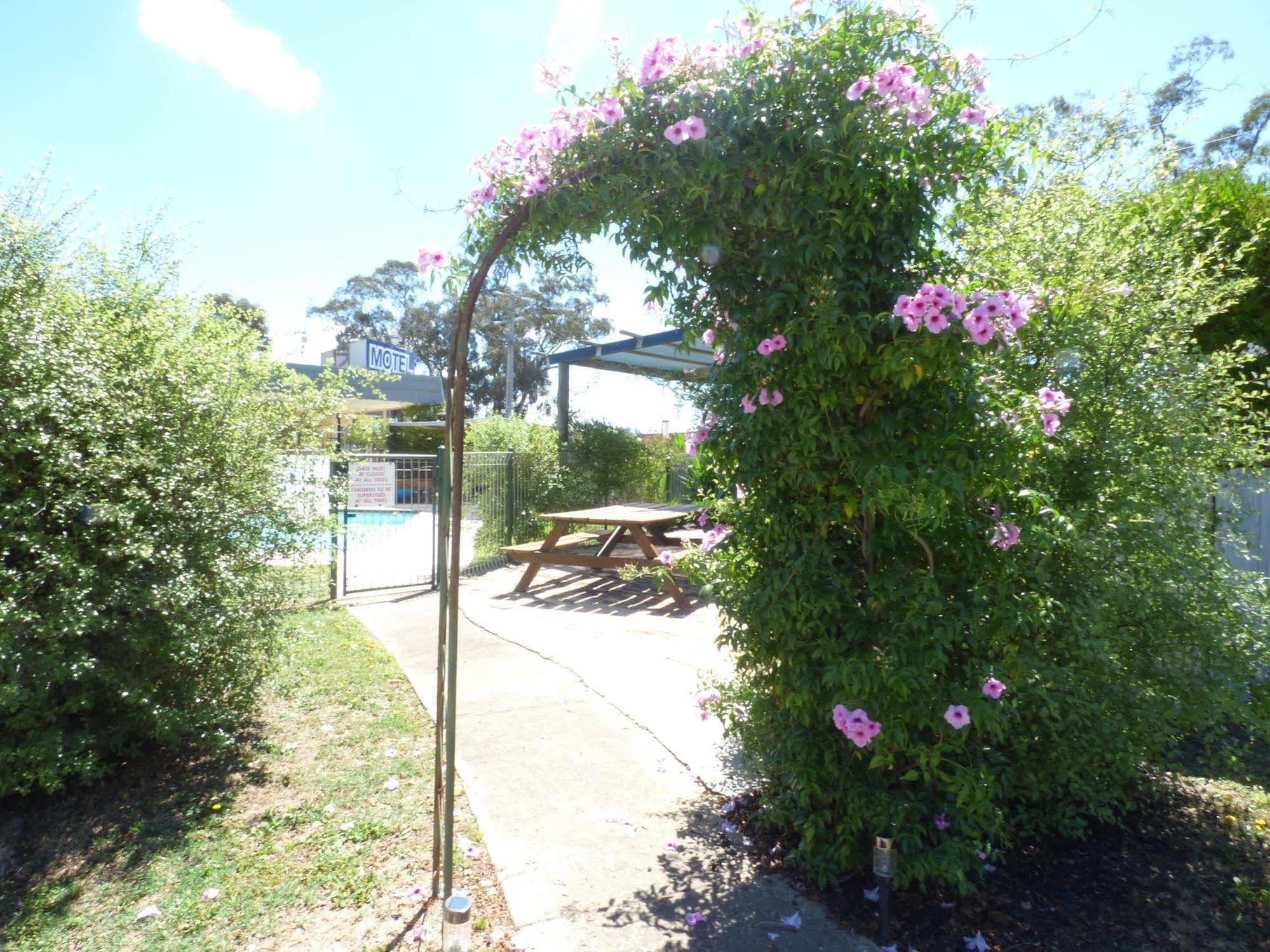 Calder Family Motel Bendigo Dış mekan fotoğraf